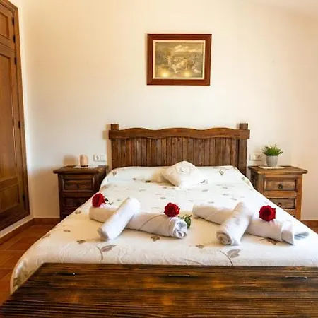 Con Piscina Y Parking Olias 12 Apartman *