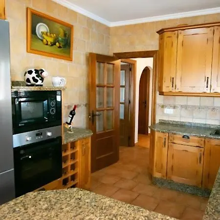 Apartman Con Piscina Y Parking Olias 12 *